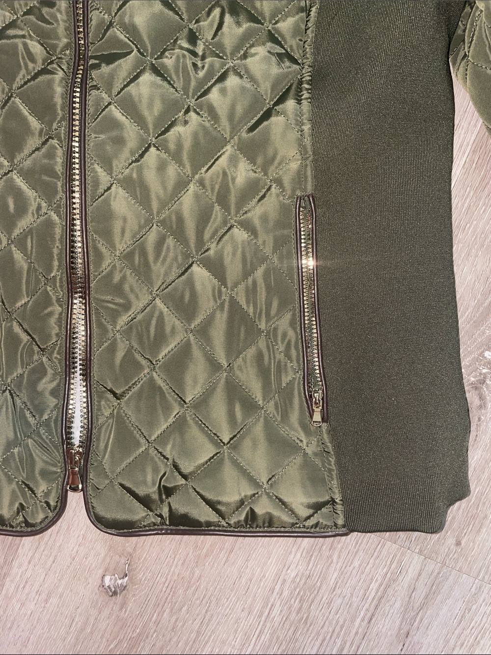 Quilted Olive Green Women's Puffer Jacket with Stand Collar - Picture 6 of 12